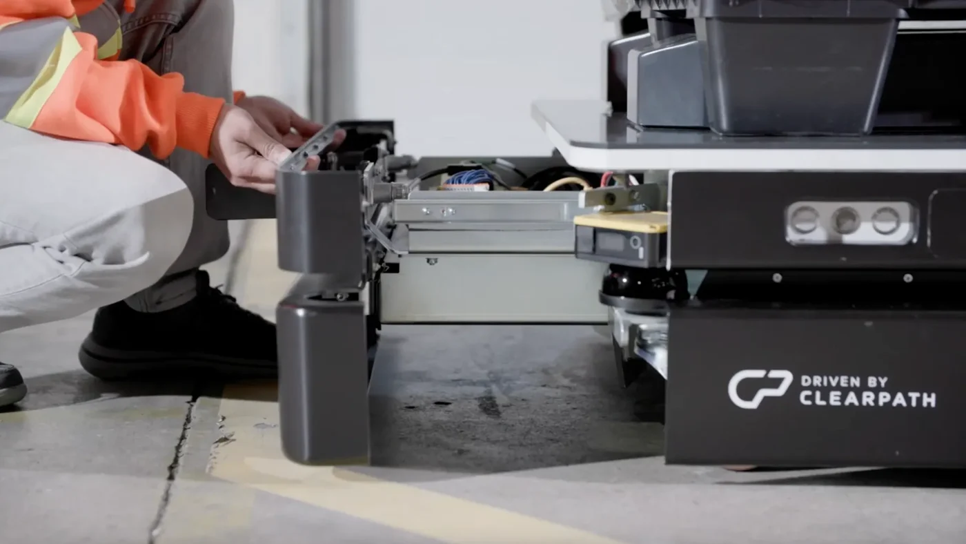 Service access and removable module maintenance